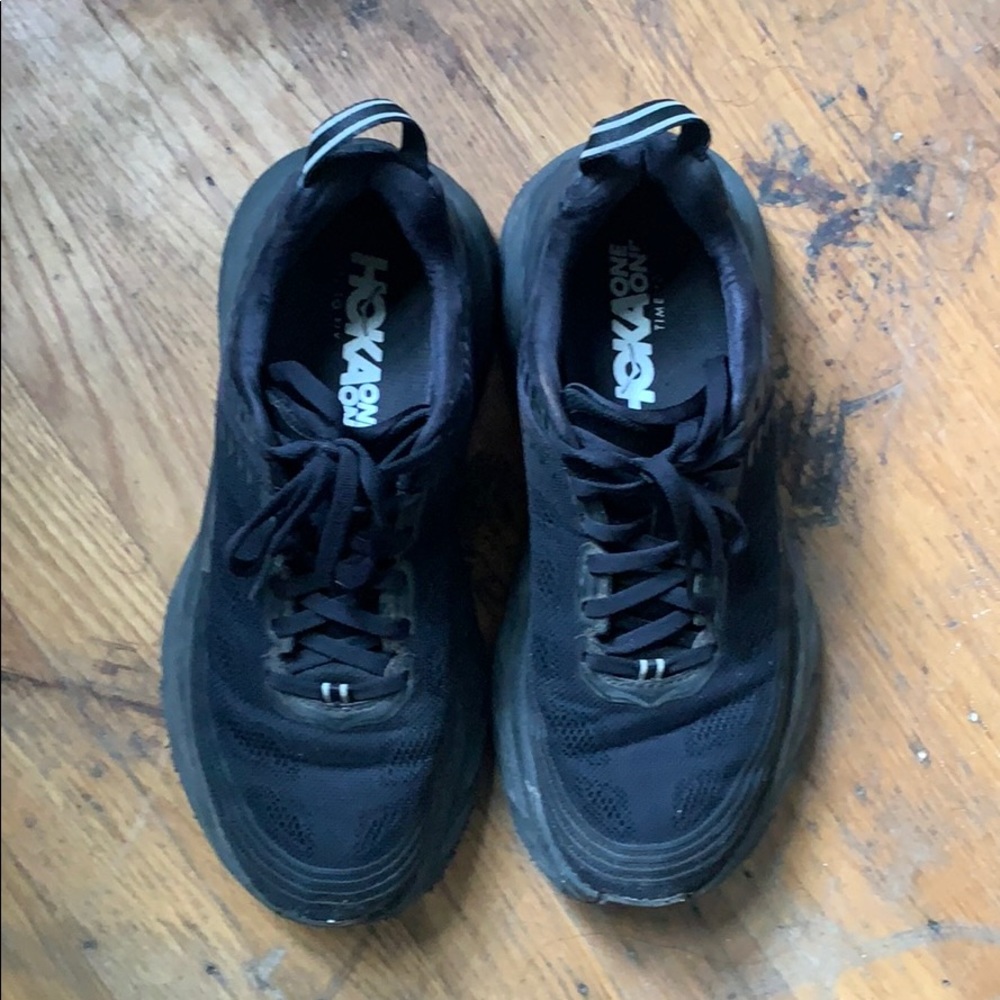 Hoka One One Bondi 6